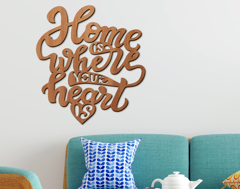 Sticker Design vi presenta Scritta in legno di mogano Home is