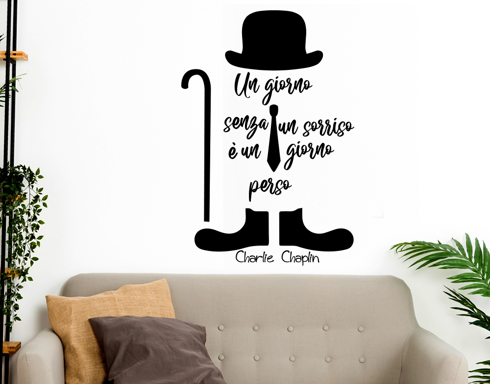 YFKSLAY Charlie Chaplin Adesivi murali Lettere e Frasi A Giorno Senza Un Sorriso è Un Giorno Perso Adesivi Decorativi da Parete Staccabili per Soggiorno Camera da Letto 